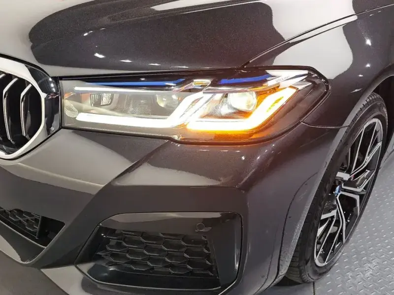 2022 BMW 5 серии с пробегом 24 903 км