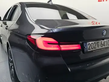 2022 BMW 5 серии с пробегом 24 903 км