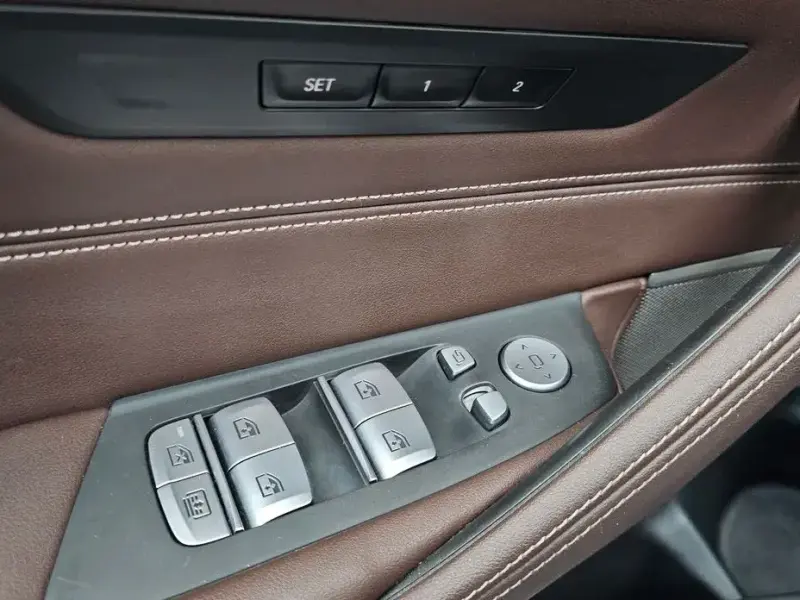 2022 BMW 5 серии с пробегом 24 903 км