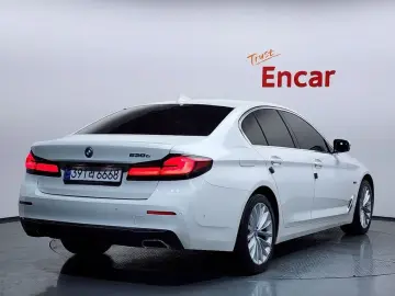 2022 BMW 5 серии с пробегом 66 232 км