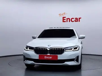 2022 BMW 5 серии с пробегом 66 232 км