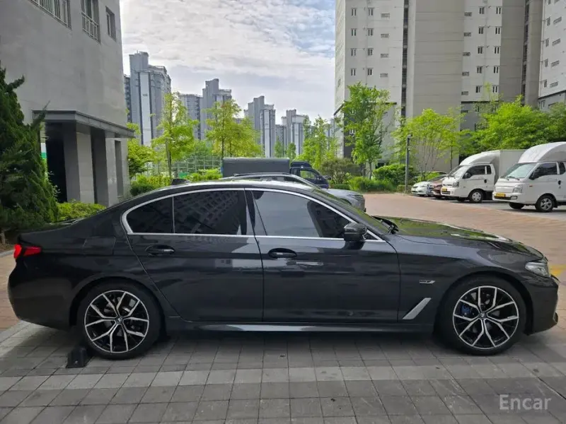 2023 BMW 5 серии с пробегом 46 500 км