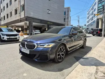 2022 BMW 5 серии с пробегом 92 996 км