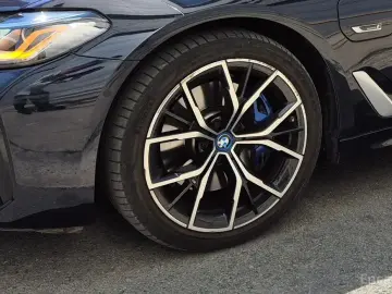 2022 BMW 5 серии с пробегом 92 996 км