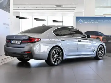 2022 BMW 5 серии с пробегом 117 788 км