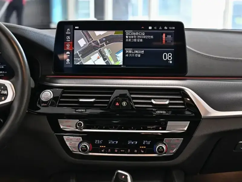2022 BMW 5 серии с пробегом 117 788 км