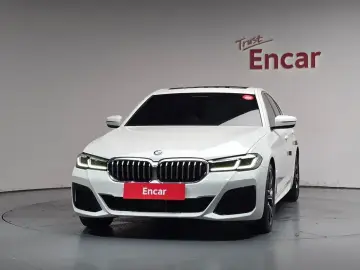 2022 BMW 5 серии с пробегом 58 275 км