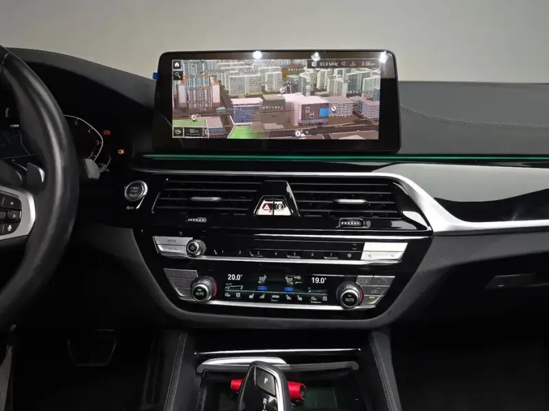 2022 BMW 5 серии с пробегом 58 275 км