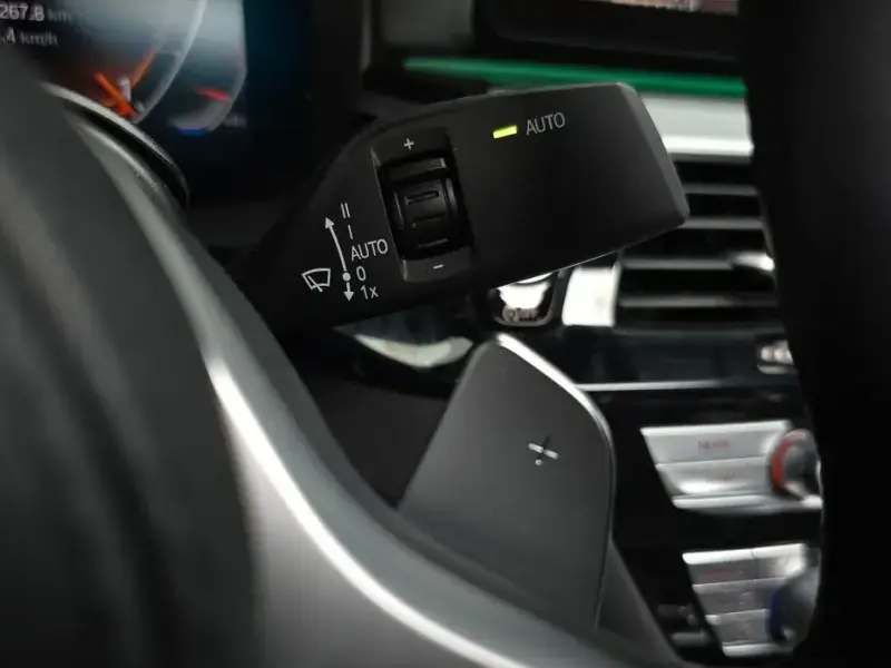 2022 BMW 5 серии с пробегом 58 275 км