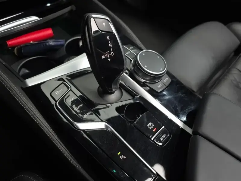 2022 BMW 5 серии с пробегом 58 275 км