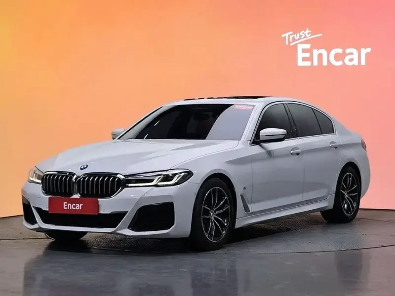 2022 BMW 5 серии с пробегом 47 388 км