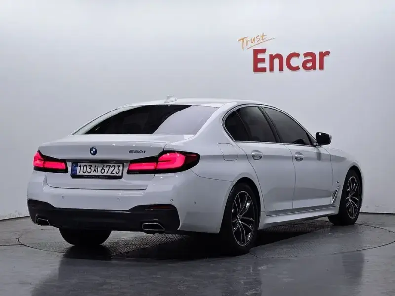 2022 BMW 5 серии с пробегом 47 388 км