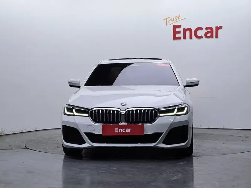 2022 BMW 5 серии с пробегом 47 388 км