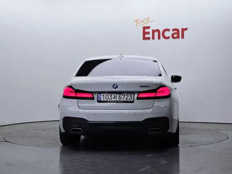 2022 BMW 5 серии с пробегом 47 388 км