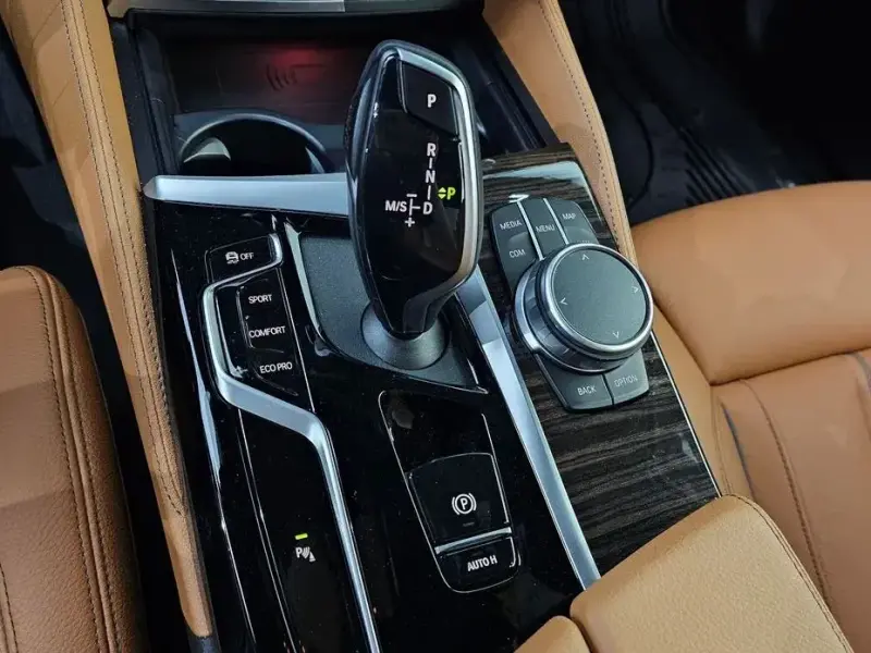 2022 BMW 5 серии с пробегом 47 388 км