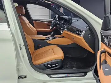 2022 BMW 5 серии с пробегом 47 388 км