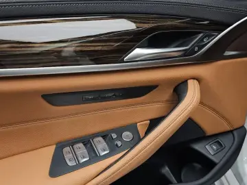 2022 BMW 5 серии с пробегом 47 388 км