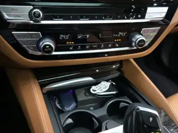2022 BMW 5 серии с пробегом 26 981 км