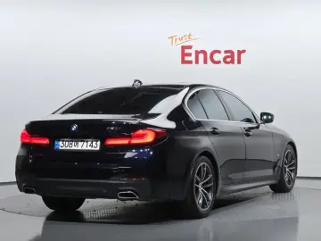 2022 BMW 5 серии с пробегом 50 329 км