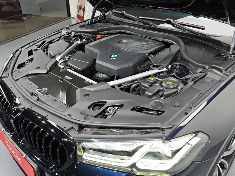 2022 BMW 5 серии с пробегом 50 329 км