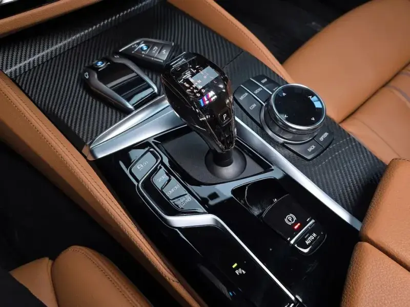 2022 BMW 5 серии с пробегом 50 329 км