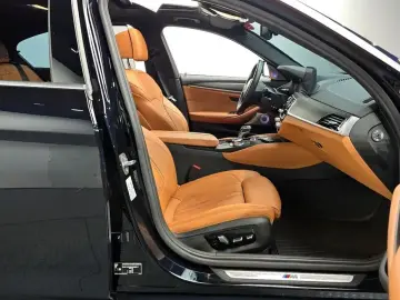 2022 BMW 5 серии с пробегом 50 329 км