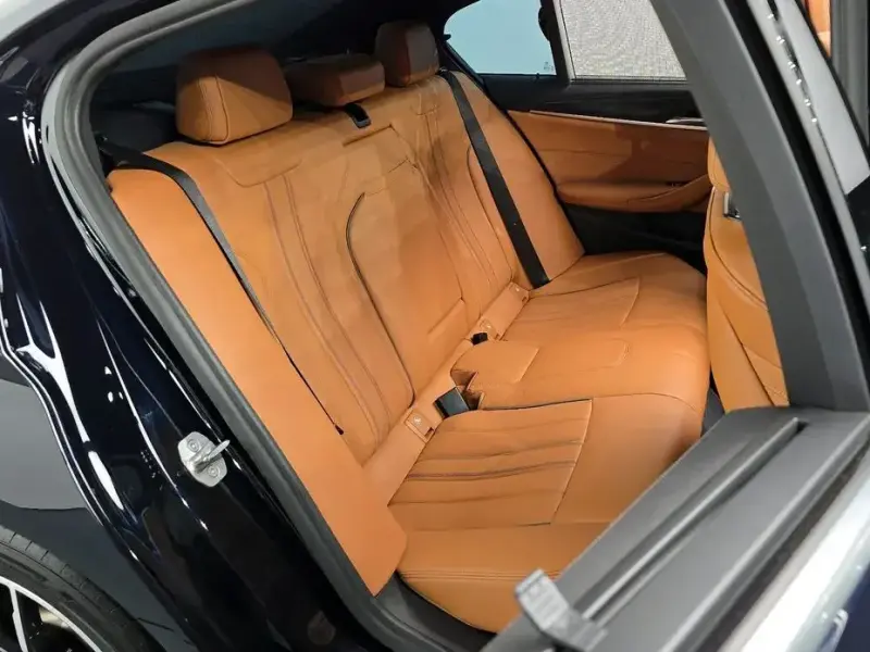 2022 BMW 5 серии с пробегом 50 329 км