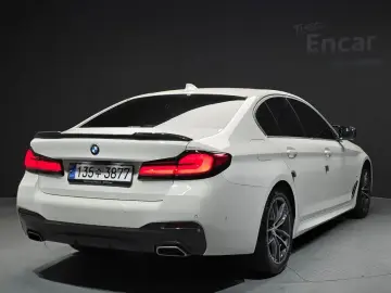 2022 BMW 5 серии с пробегом 50 786 км