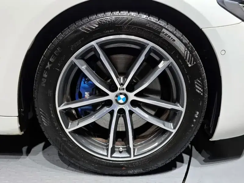 2022 BMW 5 серии с пробегом 50 786 км
