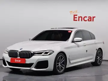 2022 BMW 5 серии с пробегом 37 294 км
