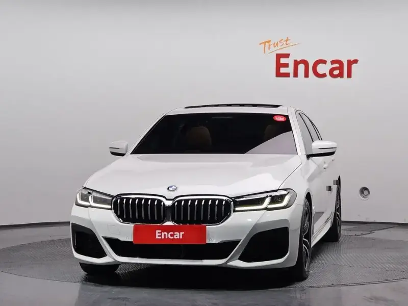 2022 BMW 5 серии с пробегом 37 294 км