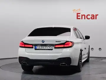 2022 BMW 5 серии с пробегом 37 294 км