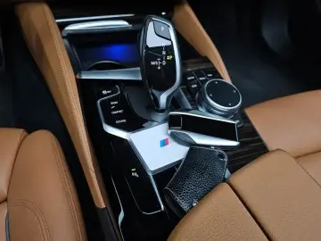 2022 BMW 5 серии с пробегом 37 294 км