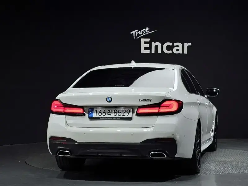 2022 BMW 5 серии с пробегом 95 924 км
