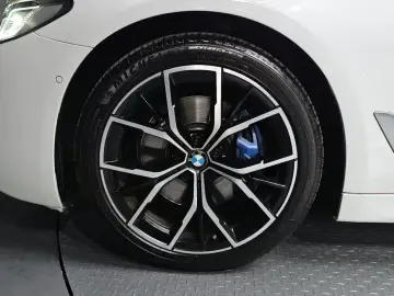 2022 BMW 5 серии с пробегом 95 924 км