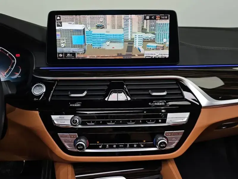2022 BMW 5 серии с пробегом 37 294 км