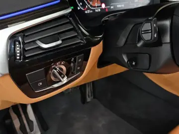 2022 BMW 5 серии с пробегом 37 294 км