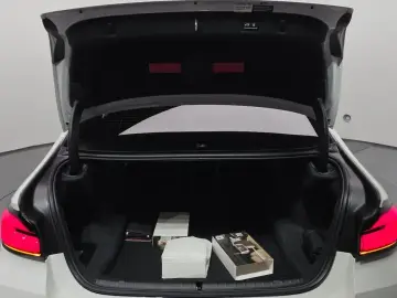 2022 BMW 5 серии с пробегом 37 294 км