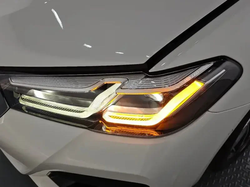2022 BMW 5 серии с пробегом 37 294 км