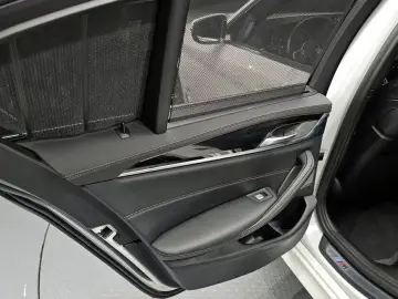 2022 BMW 5 серии с пробегом 95 924 км