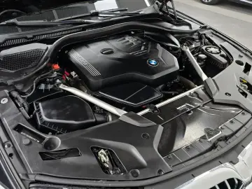 2022 BMW 5 серии с пробегом 63 266 км