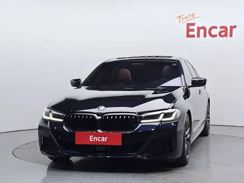 2022 BMW 5 серии с пробегом 57 279 км