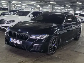 2022 BMW 5 серии с пробегом 18 800 км
