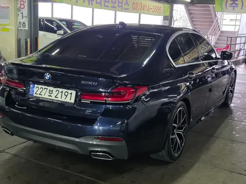2022 BMW 5 серии с пробегом 18 800 км