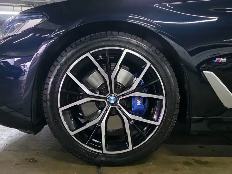2022 BMW 5 серии с пробегом 18 800 км
