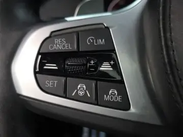 2022 BMW 5 серии с пробегом 27 096 км