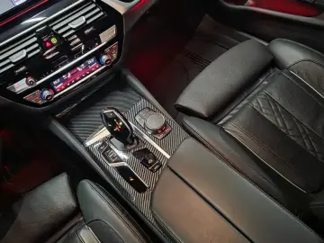 2022 BMW 5 серии с пробегом 18 800 км