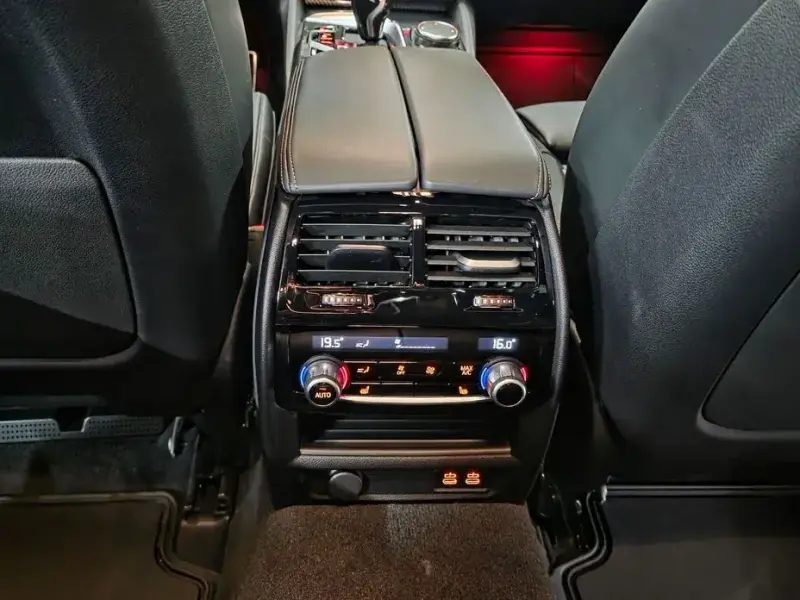 2022 BMW 5 серии с пробегом 18 800 км