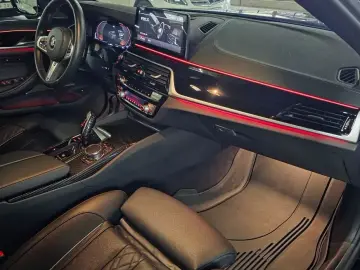 2022 BMW 5 серии с пробегом 18 800 км