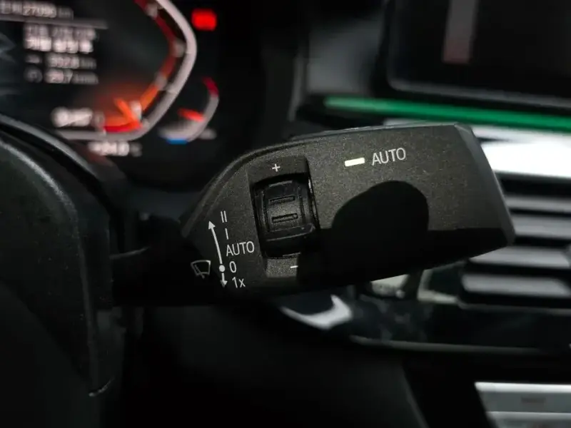 2022 BMW 5 серии с пробегом 27 096 км